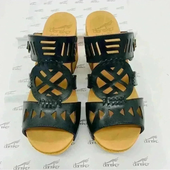 Dansko Oralee Leather Black Cut-Out Sandals Size 37 - Picture 1 of 13